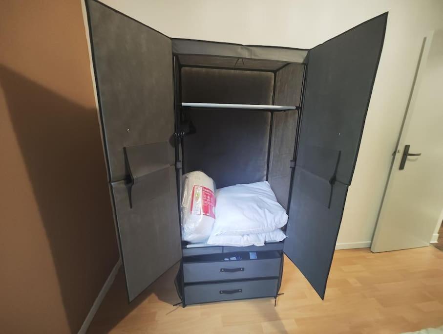 Comfortable T2 Apartment In Neudorf, Strasbourg Luaran gambar